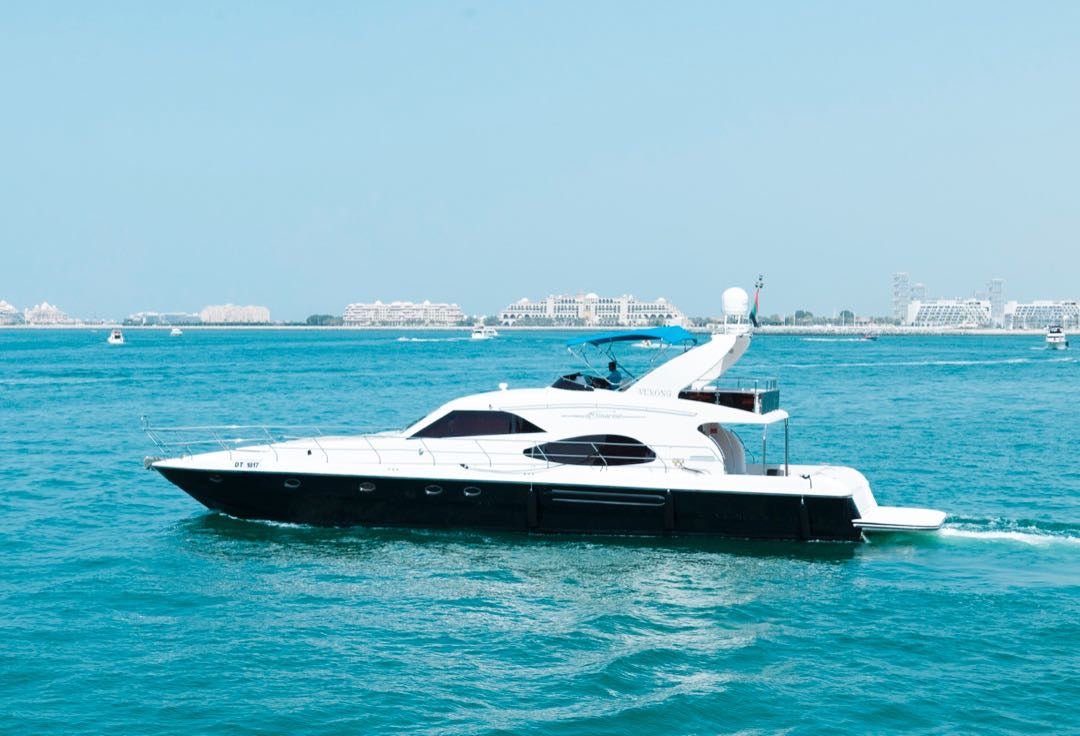 Dubai: Privatvermietung einer Wukong 68-Fuß-Luxusyacht
