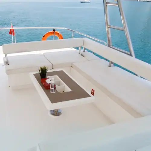 Dubái: paseo en barco privado por la laguna de 65 pies
