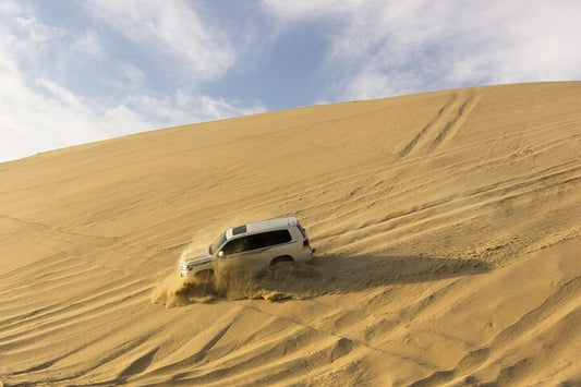 Doha : safari privé d'une demi-journée dans le désert, visite des dunes et excursion en mer intérieure
