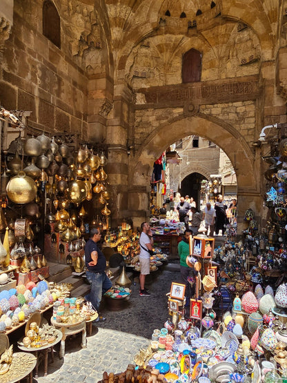 Cairo: visita guiada de dia inteiro ao Museu Egípcio, Pirâmides e Bazar