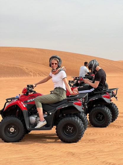 Dubai: Safari de meio dia no deserto, passeio nas dunas, sandboard e passeio de camelo