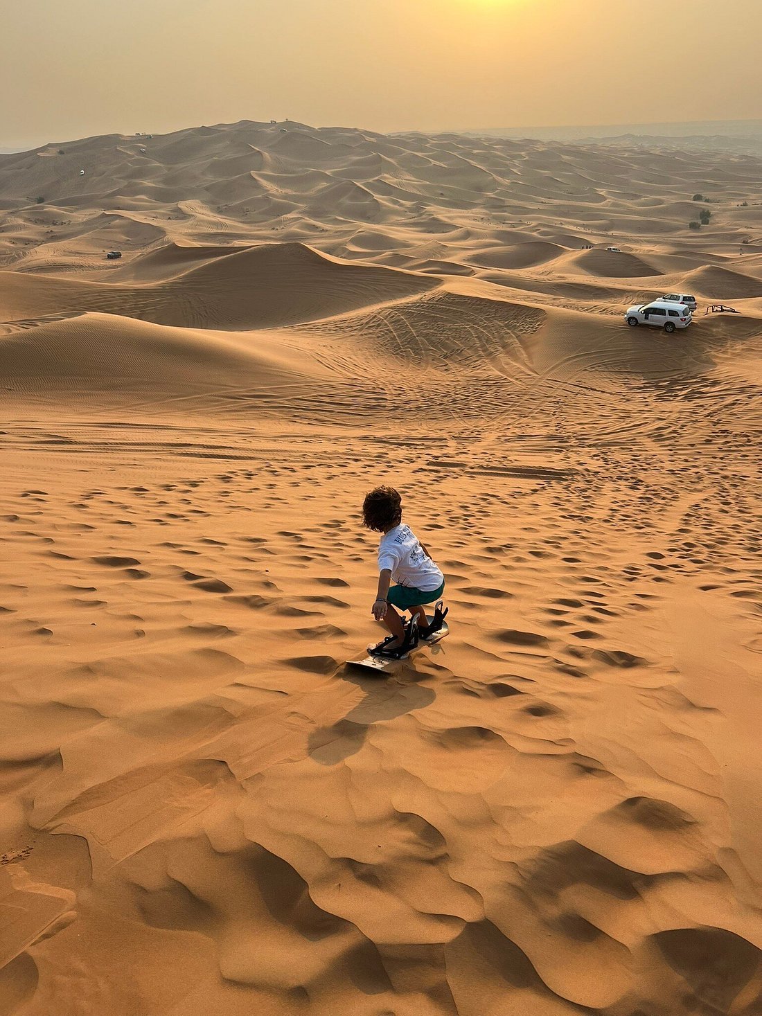 Dubai: Safari de meio dia no deserto, passeio nas dunas, sandboard e passeio de camelo