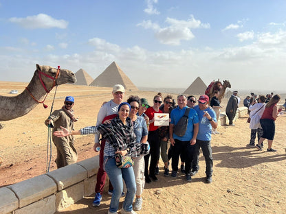 Giza en un día: visita a las pirámides de Giza, la Esfinge, Saqqara y GEM