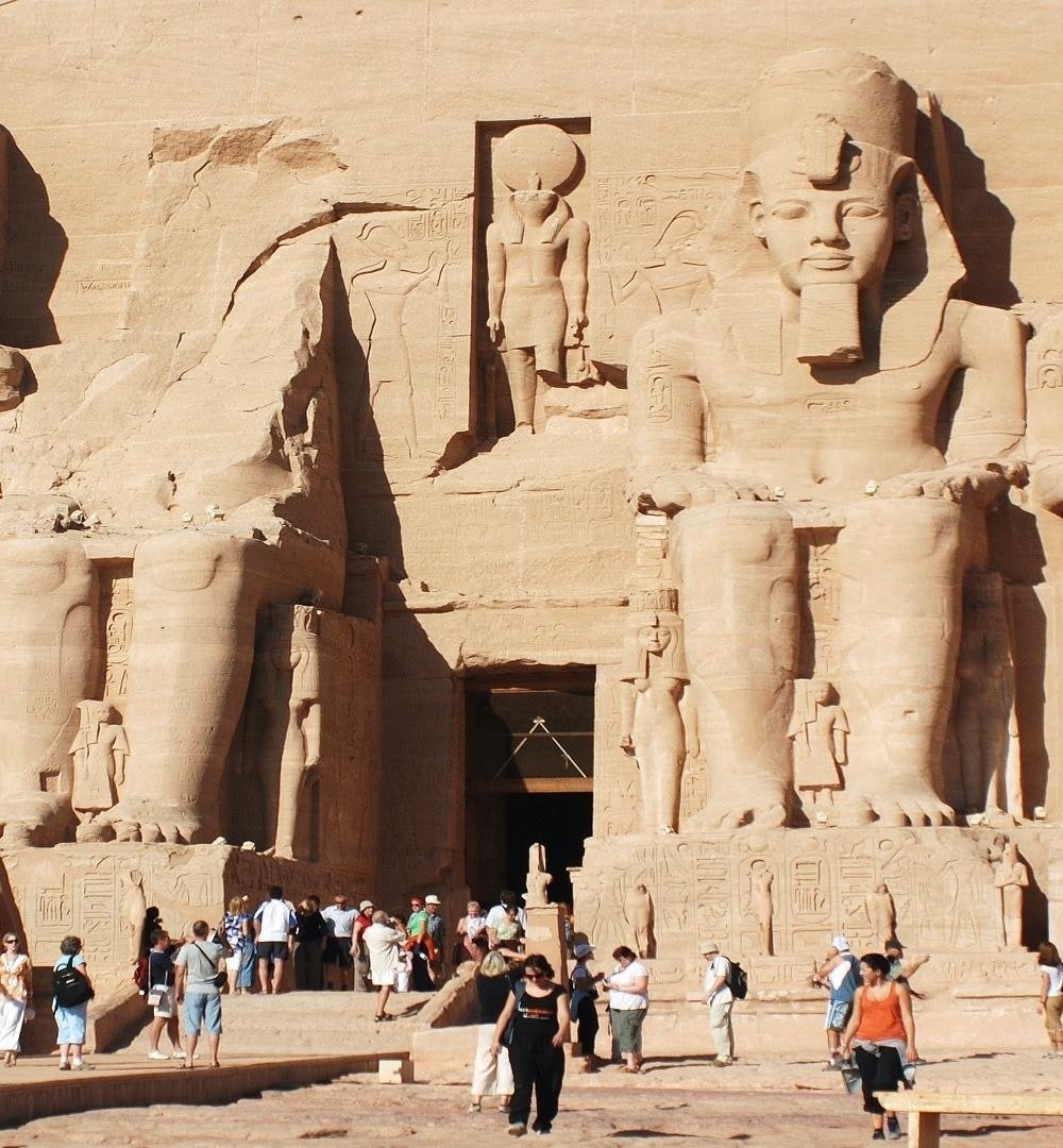 From Luxor: 2-Day Private Trip to Edfu, Aswan and Abu Simbel