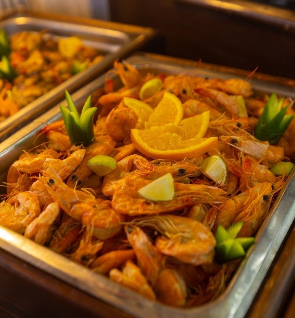 From El Gouna: Snorkeling 6 in 1 Yacht Trip in Hurghada with Buffet Lunch