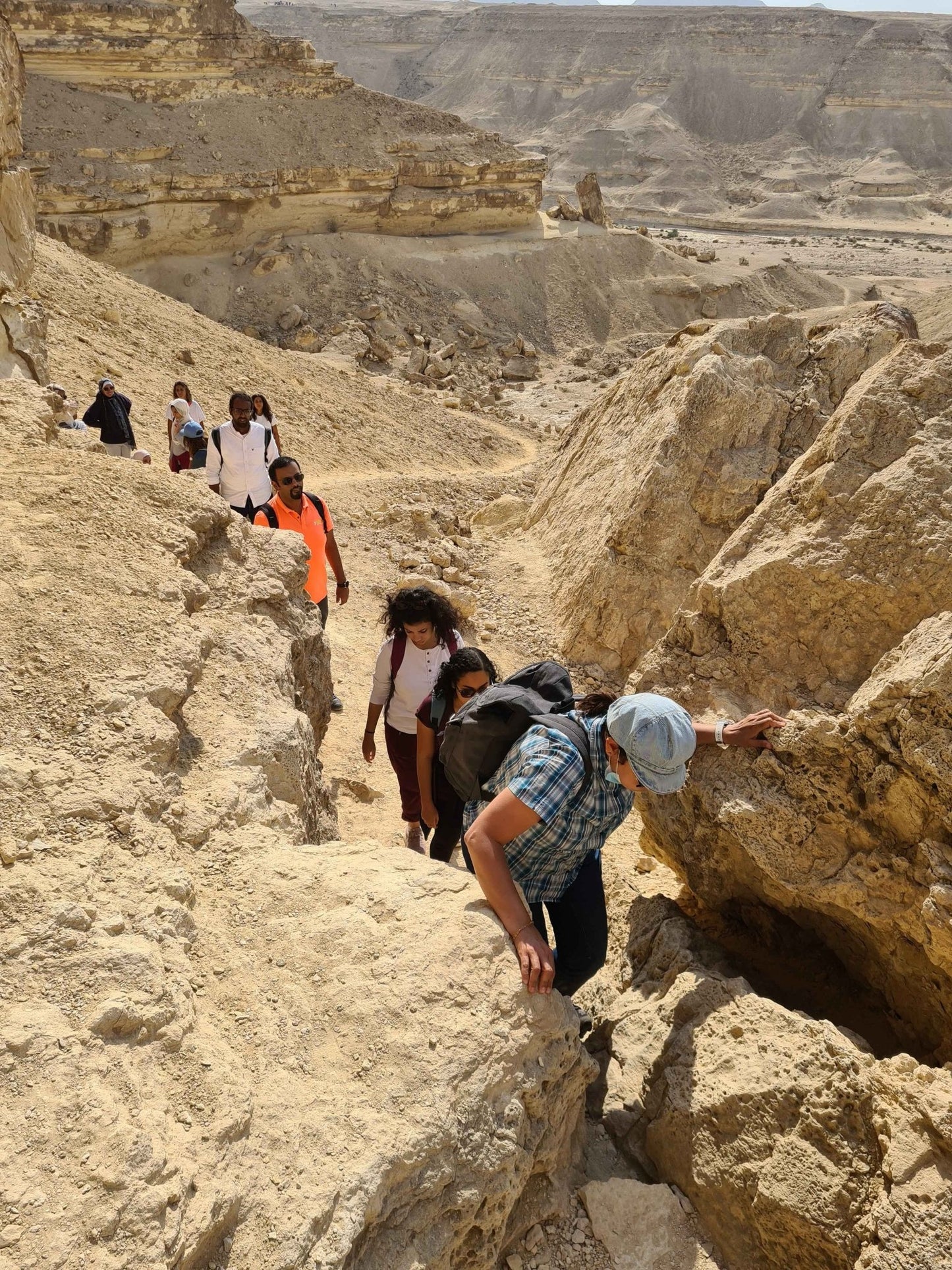 Cairo: Silent Hike & Meditation in Wadi Degla