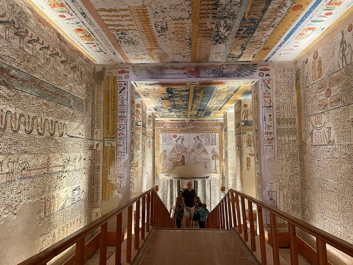 ルクソール：ツタンカーメン王の墓、王家の谷、ハトシェプスト神殿プライベート ツアー