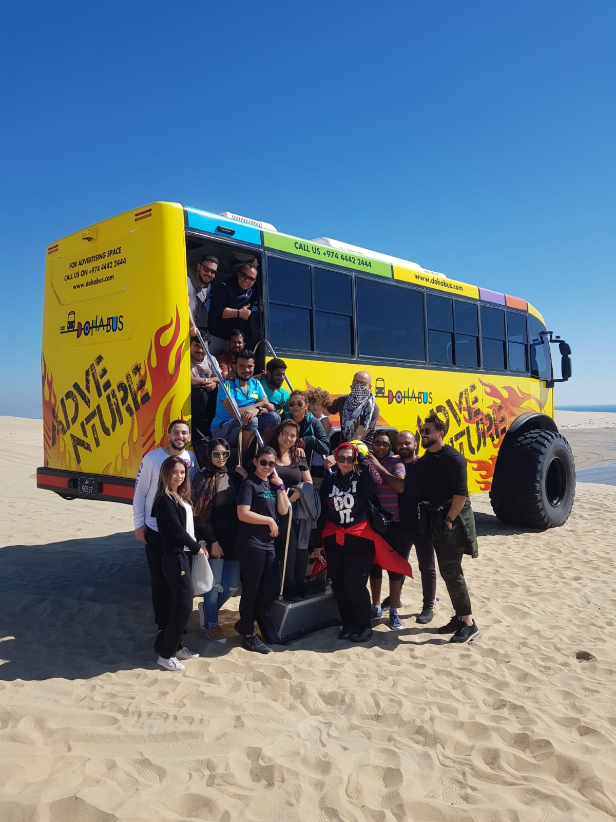 Doha: Monster Bus Tour in Sealine Desert